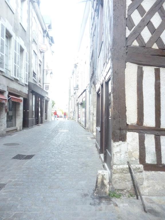 Appartement Le Nid De La Loire à Blois Chambre photo
